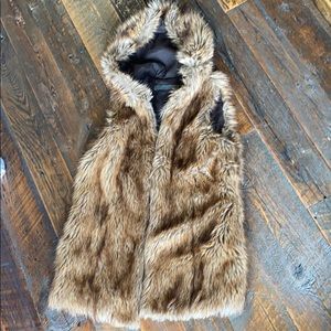 Women’s faux fur vest